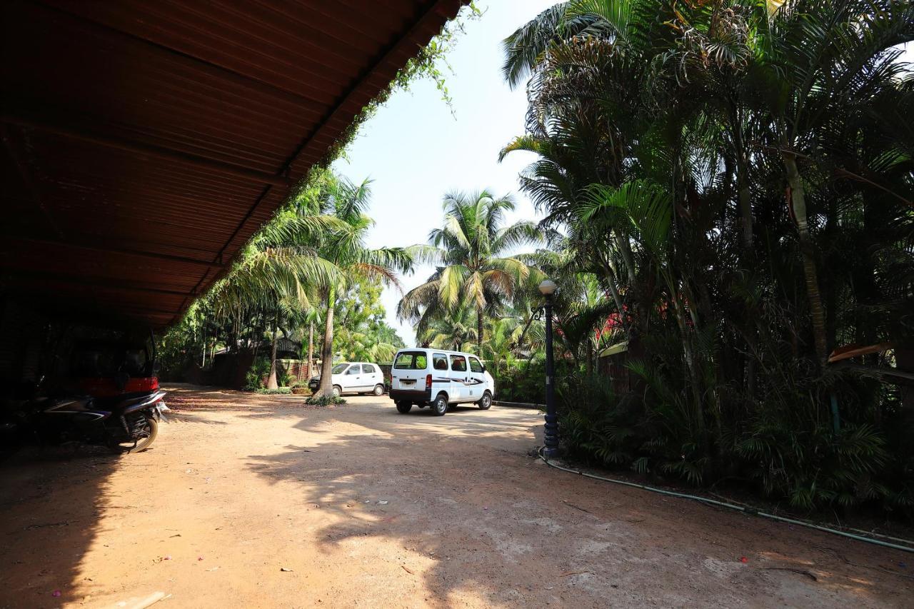 Resort Primo Bom Terra Verde Baga Buitenkant foto