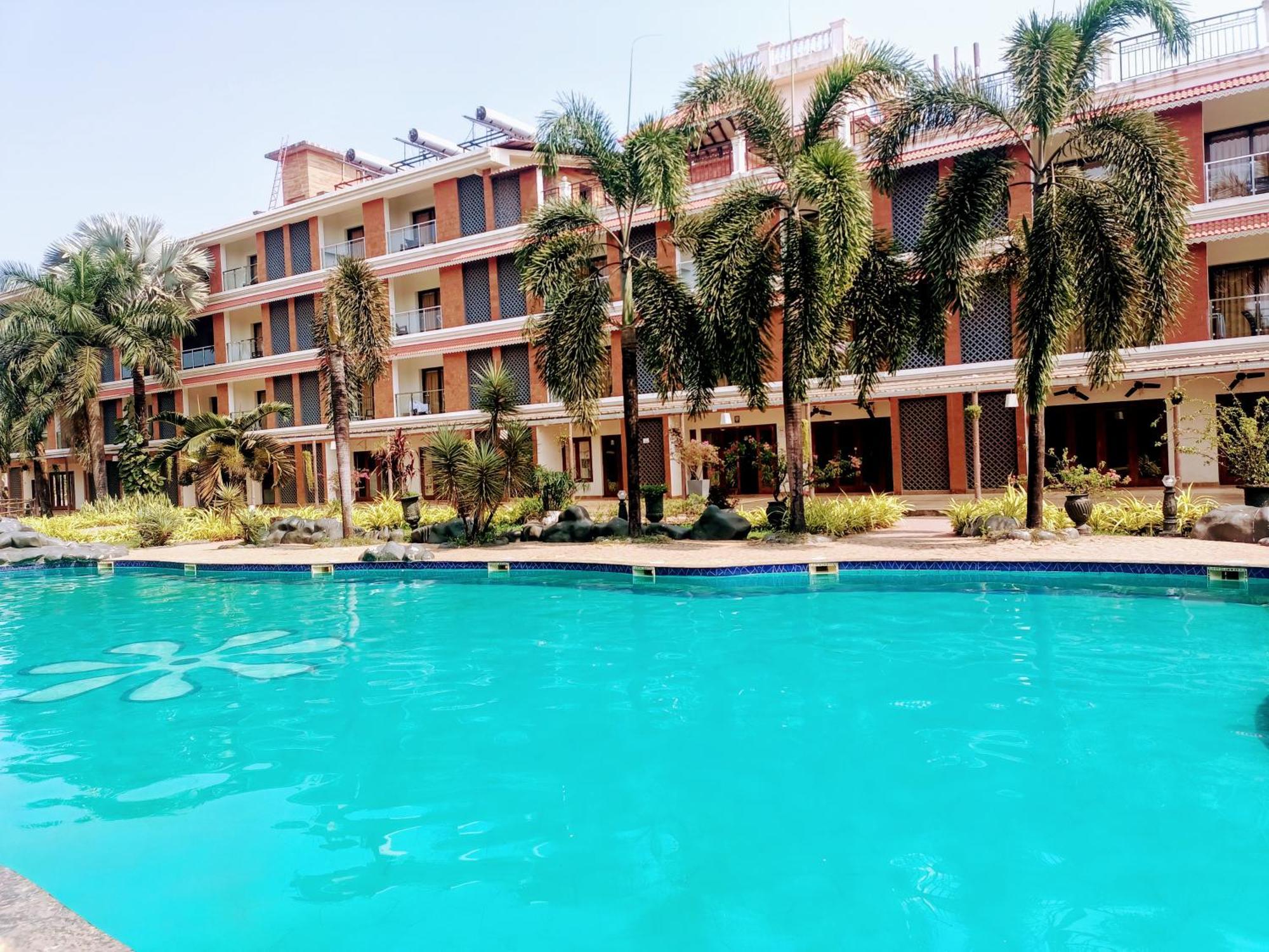 Resort Primo Bom Terra Verde Baga Buitenkant foto