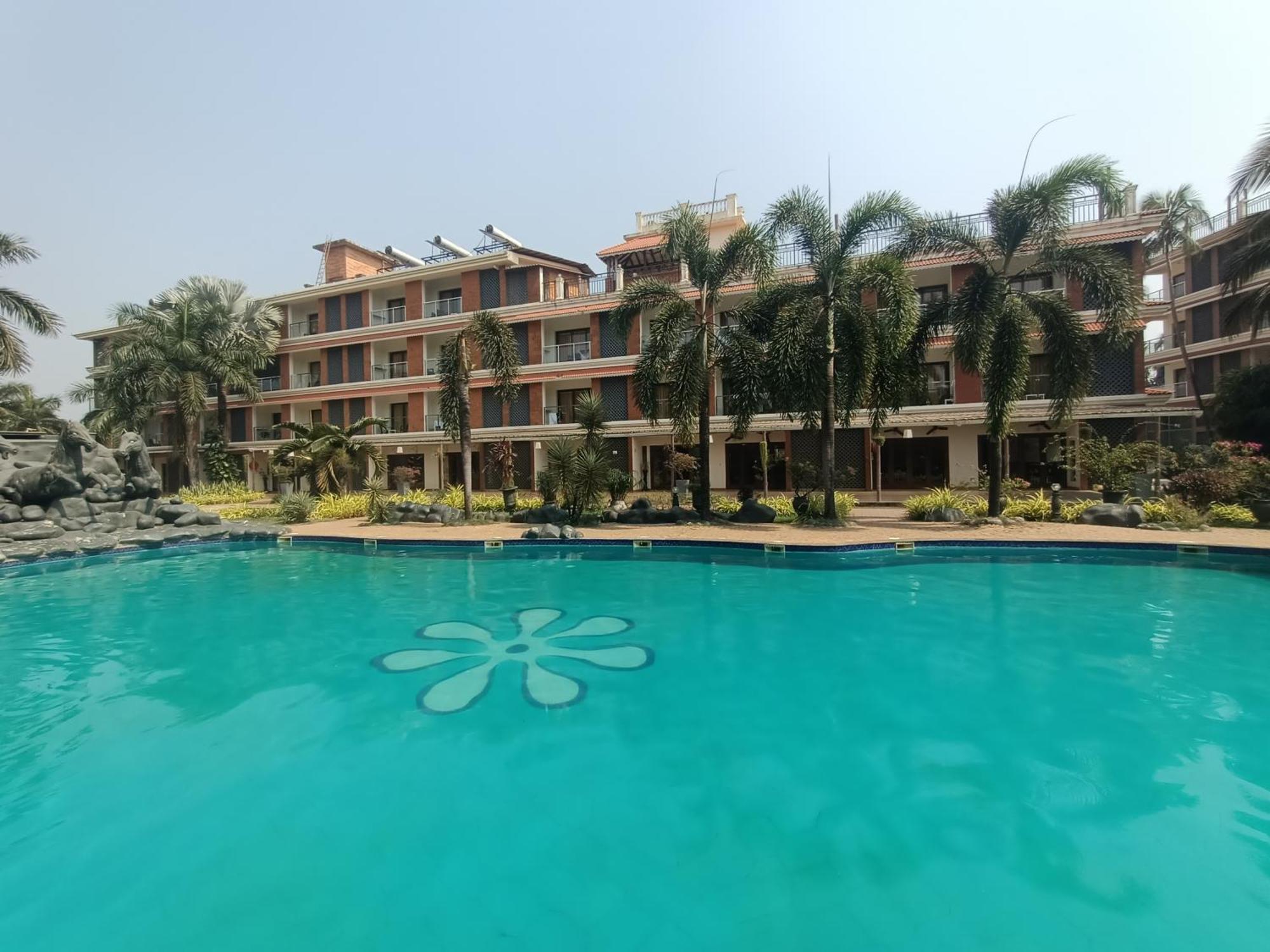 Resort Primo Bom Terra Verde Baga Buitenkant foto